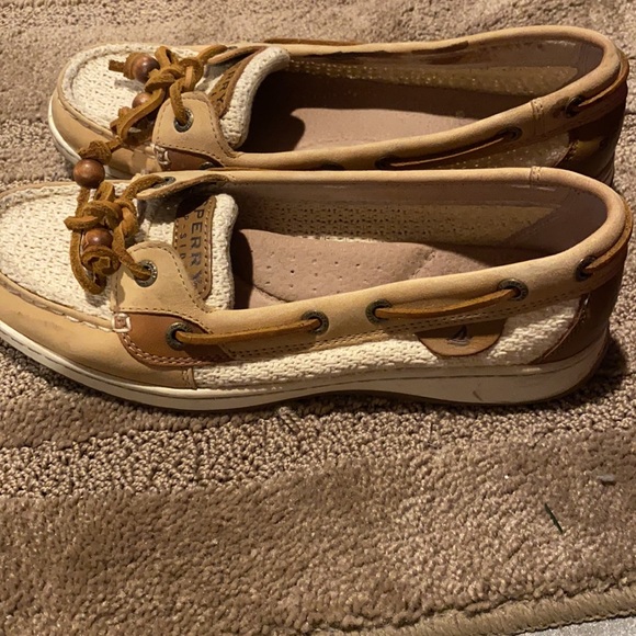 Sperry - Picture 2 of 2